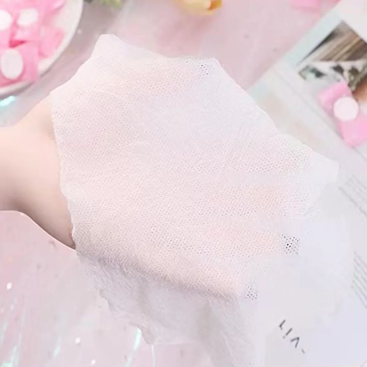 1000%20pieces%20Toffee%20towel%20tissue%20for%20travelling%20outdoors,school%20&%20offices-%20cleaning%20cars,glasses%20etc%20-%20Image%208