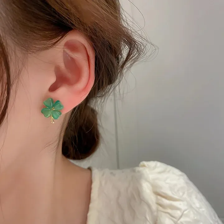 Fashion%20Korean%20Style%20Green%20Heart%20Clover%20Stud%20Earrings%20for%20Women%20Temperament%20Girls%20Jewelry%20for%20Lady%20-%20Image%202
