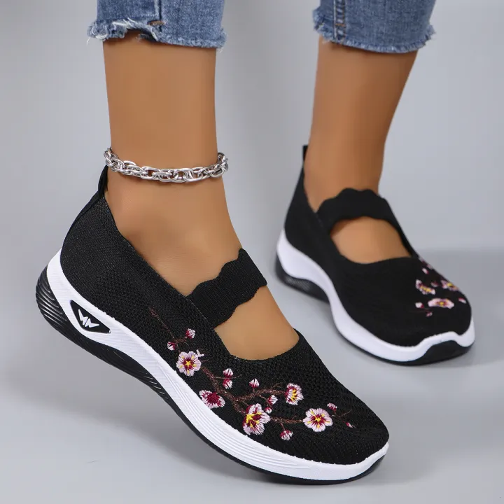 Women's%20summer%20breathable%20mesh%20flat%20shoes%20women's%20shoes%20casual%20sports%20shoes,%20clearance%20free%20shipping%20-%20Image%204