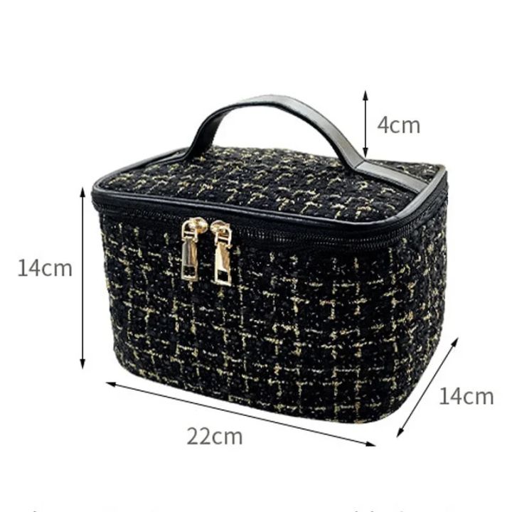 2026%20New%20Women's%20Bag%20Knitted%20Style%20Makeup%20Bag%20Portable%20Makeup%20Bag%20Fashionable%20Large%20Storage%20Bag%20BX101%20-%20Image%205
