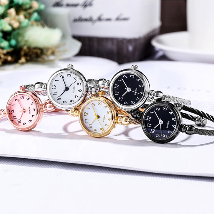 Fashion%20Women's%20Wristwatch%20Gold%20Bracelet%20Small%20Dial%20Elegant%20Watch%20New%20Cute%20Women%20Steel%20Bracelet%20Watch%20Quartz%20Wristwatch%20-%20Image%205