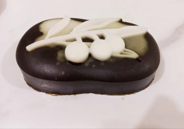 handmade%20herbal%20guava%20leaf%20soap%20antiwrinkle%20antiaging%20-%20Image%203