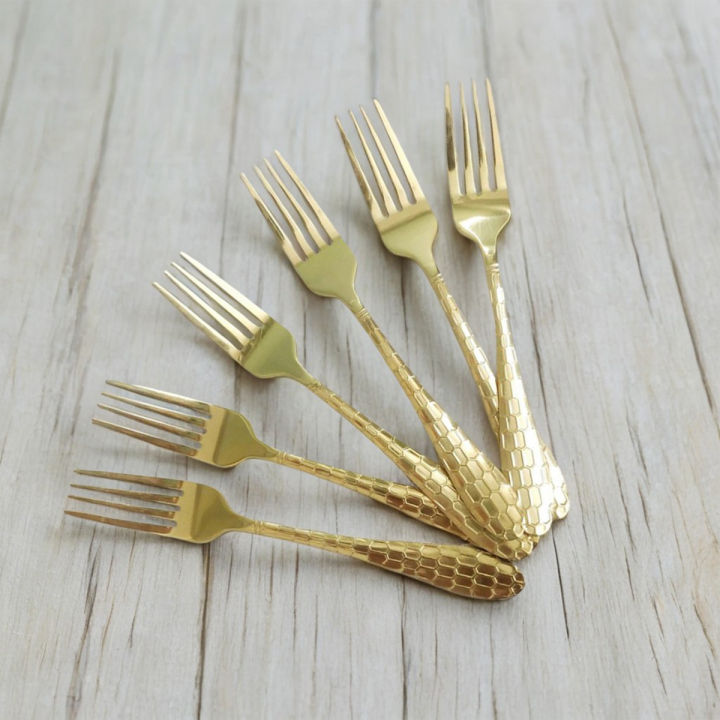 6-Piece%20Golden%20Stainless%20Steel%20Fork%20Set%20%E2%80%93%20Luxury%20Printed%20Design%20%7C%20Random%20Design%20-%20Image%207