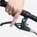 1Pair Universal Bicycle Brake Lever Aluminum Alloy Bicycle Brake Handle Mountain Road Bike V-Brake Lever Cycling Accessories. 