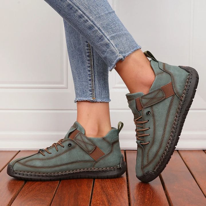 Women's%20Boots%20Mid%20Top%20for%20Summer%20British%20Style%20Retro%20Anti%20Slip%20Workwear%20Shoes%20Fashionable%20Luxurious%20Design%20Couple's%20Loafers%20-%20Image%204