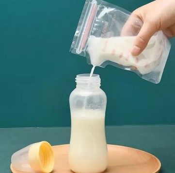 Premium%20Breast%20Milk%20Storage%20Bag%20%E2%80%93%20100%25%20BPA%20Free,%20Leak-Proof,%20Pre-Sterilized%20&%20Safe%20for%20Freezer%20Use%20200ml%20(Orginal%20China)%20-%20Image%202