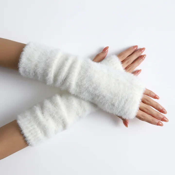 Botvotee%20Fall%20Winter%20Women%20Arm%20Warmers%20Mink-Like%20Velvet%20Fingerless%20Gloves%20Y2K%20Wrist%20Warmers%20-%20Image%205