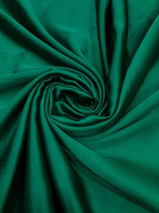 Premium%20Satin%20Silk%20Plain%20Fabric%20%E2%80%93%20Soft%20Shiny%20Silk%20Cloth%20for%20Dresses,%20Abaya,%20Maxi,%20Lining%20&%20Craft%20Use%20%E2%80%93%20Unstitched%20Fabric%20Per%20Yard%20-%20Image%202