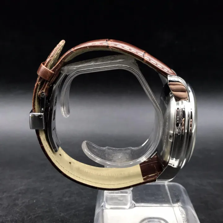 ZEPPELIN%20100th%20Anniversary%20Chronograph%20Ivory%20Brown%207680-1%20-%20Image%204