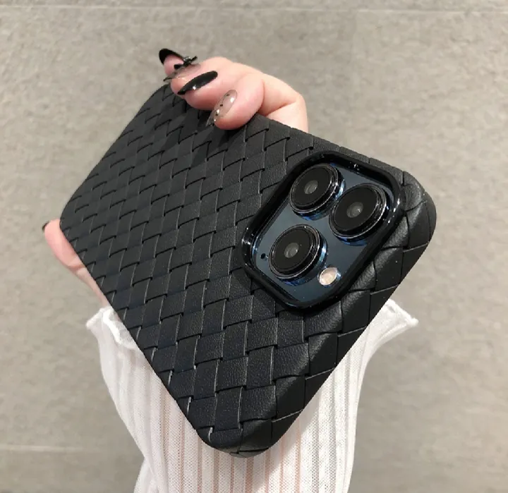 Premium%20Woven%20Leather%20Feel%20Case%20for%20iPhone%2016/16%20Pro/16%20Plus/16%20Pro%20Max-%20Durable,%20Stylish,%20and%20Shockproof%20Protection"%20-%20Image%202