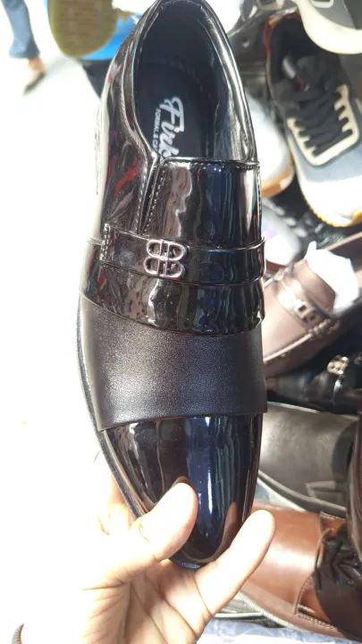 Shoes%20for%20men%20Premium%20Patent%20Leatherette%20party%20Shoe%20for%20Men%20-%20Image%208