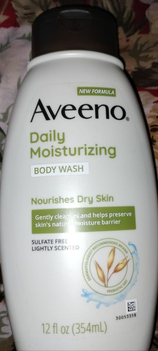 Aveeno daily moisturizing body wash nourishes dry skin 354ml