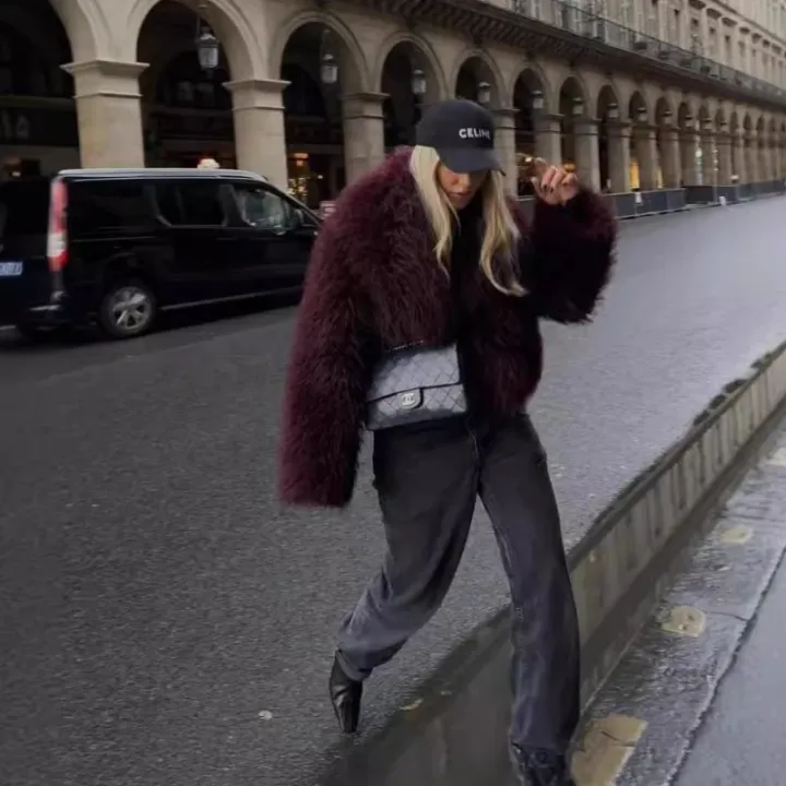 Chic%20Fluffy%20Faux%20Fur%20Women's%20Warm%20Cropped%20Coat%20Elegant%20Long%20Sleeve%20Thick%20Thermal%20Furry%20Jacket%20New%20Winter%20Fashion%20Streetwear%20-%20Image%202