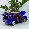 1:24 Diecast Metal Body Lexus LX570 alloy model. 