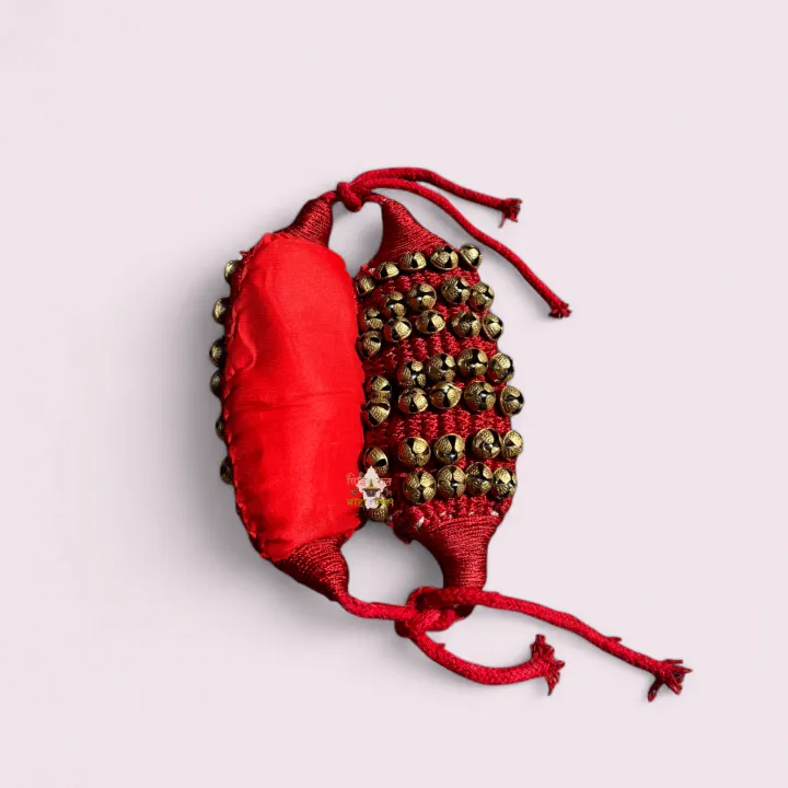 A%20pair%20of%20Kathak/Bharatnatayam%20Dancing%20Ghungroo/Ghungru%205%20Lines%20-%20Brass%20Bell%20-%20Anklet%20Pair%20-%20Classical%20Dancers%20-%203%20inch/8%20cm%20height%20-%20Image%202
