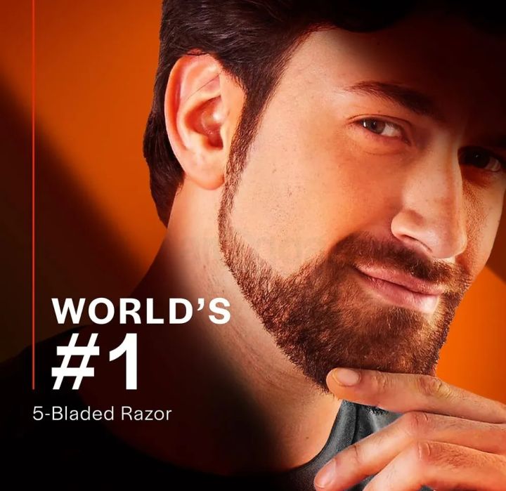 Gillette%20Fusion%205%20Razor%20with%20Styling%20Black%20Blade%20&%205%20Diamond%20Like%20Coated%20Blades%20-%20Image%203