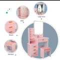Customized. Dressing Table with Mirror 4 Drawer & 1 Stoll. 