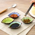 Kitchen Bowl Kitchen Tool Dish Creative Ice Crack Glaze Leaf Ceramic Seasoning Soy Sauce Vinegar Small Plates 10*7.5*3cm. 