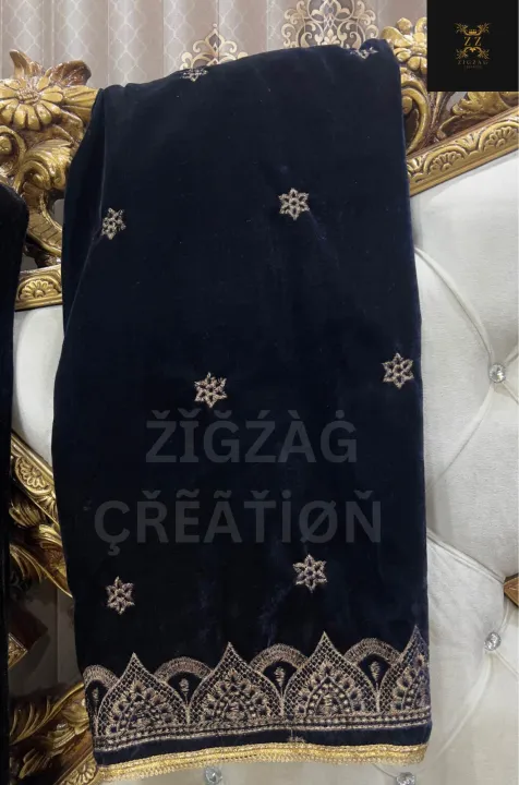 Velvet%20shawl%20for%20women%20and%20men%20-%20Image%206