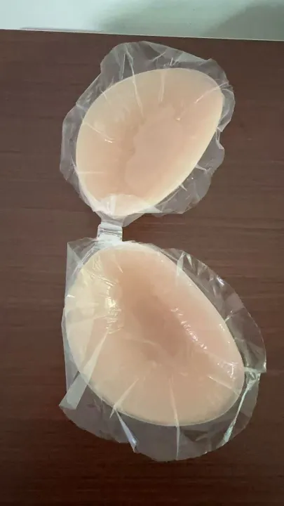 NuBra%20Silicone%20Bra%20for%20Women%20-%20Self-Adhesive%20Backless%20Strapless%20Push%20Up%20Bra,%20Invisible%20Sticky%20Gel%20Pads%20with%20Front%20Closure%20-%20Image%206