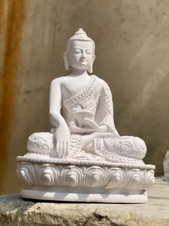 5.5%20inches%20Buddha%20Statue%20White,%20Shakyamuni%20Buddha%20Statue%20for%20Home%20Office%20Decoration%20Religious%20Gift%20Items%20-%20Image%204