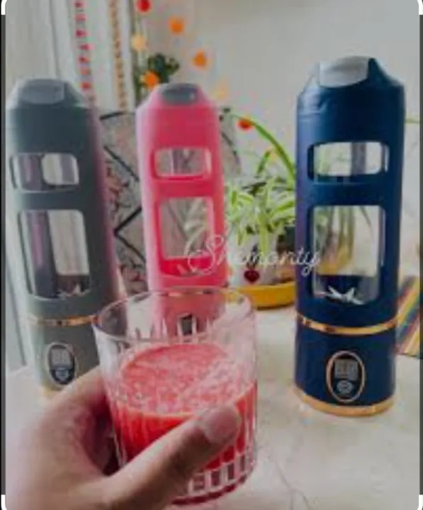 Freshly%20squeeze%20juice%20cup%20-%20Image%203
