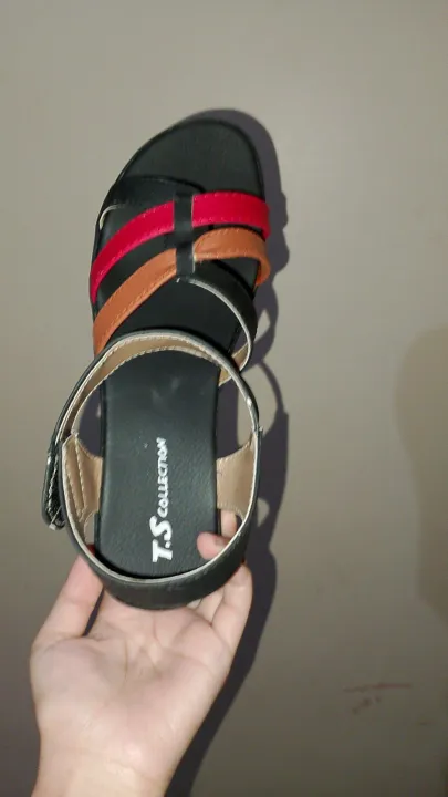 Fox%20leather%20casual%20wear%20sandals%20for%20girls%20and%20womens%20-%20Image%202