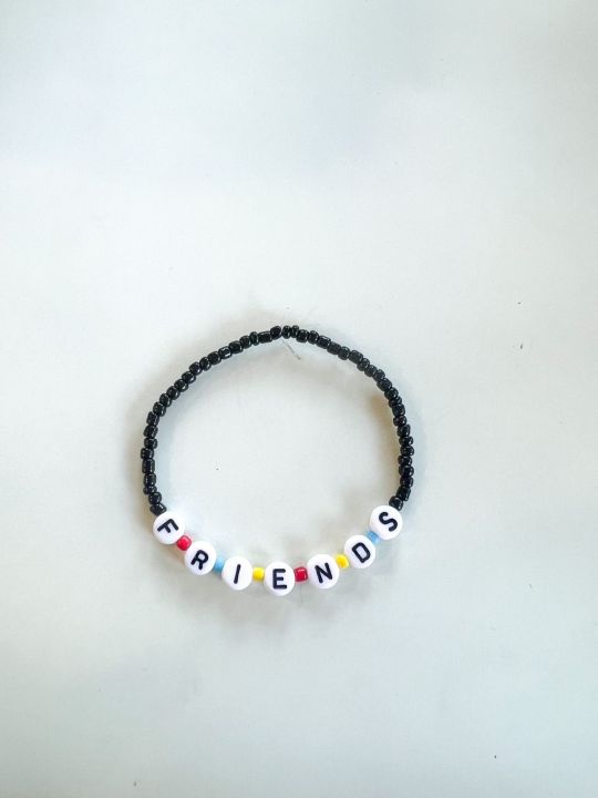 FRIENDS%20theme%20bracelet%20stretchable%20bracelet%20-%20Image%203