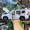 1:18 Toyota Land Cruiser LC300 SUV Alloy Miniature Car Diecast Metal Scale Car Model Sound＆Light. 