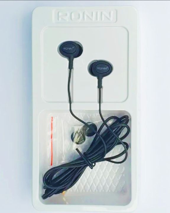 Ronin%20R9%20Handsfree%20%E2%80%93%20Pakistan%E2%80%99s%20Best%20Choice%20for%20Clear%20Sound%20&%20Comfort%20.%20R-9%20Handsfree%20Immersive%20Bass%20%7C%203.5mm%20AUX%20%7C%2010mm%20Audio%20Driver%20-%20Image%204