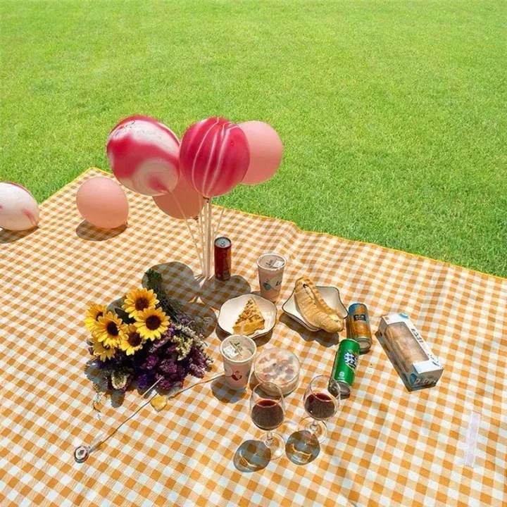 Outdoor%20Moisture-Proof%20Mat,%20Thickened%20Picnic%20Mat,%20Camping%20Field%20Waterproof%20Lawn%20Tent,%20Portable%20Floor%20Mat,%20Outdoor%20Beach%20Canvas%20-%20Image%205