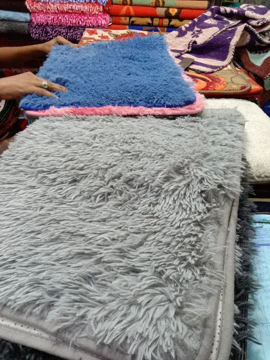 40/60%20CM%20Paposh%20Feather%20Touch%20sheepskin%20Floor%20Mat%20rugs%20for%20Bedroom%201%20pcs%20-%20Image%206