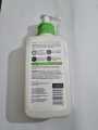 CeraVe hydrating facial cleanser moisturizing balance in 236 ml. 
