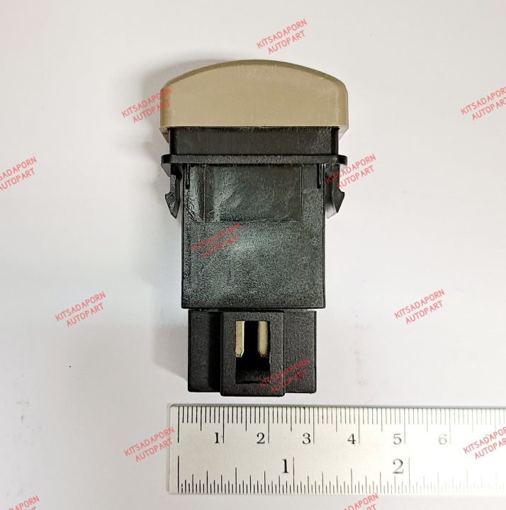 Isuzu%20NPR%20parts%20emergency%20power%20switch/lamp%20switch,%20for%2012V-24v%208%20pin%20-%20Image%203