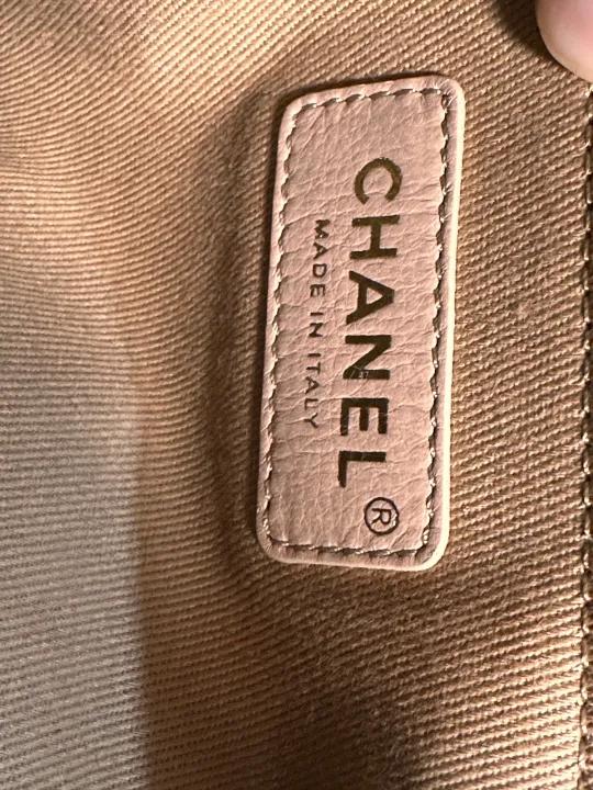 Chanel%20Deauville%20Tote%20bag%20-%20Image%208
