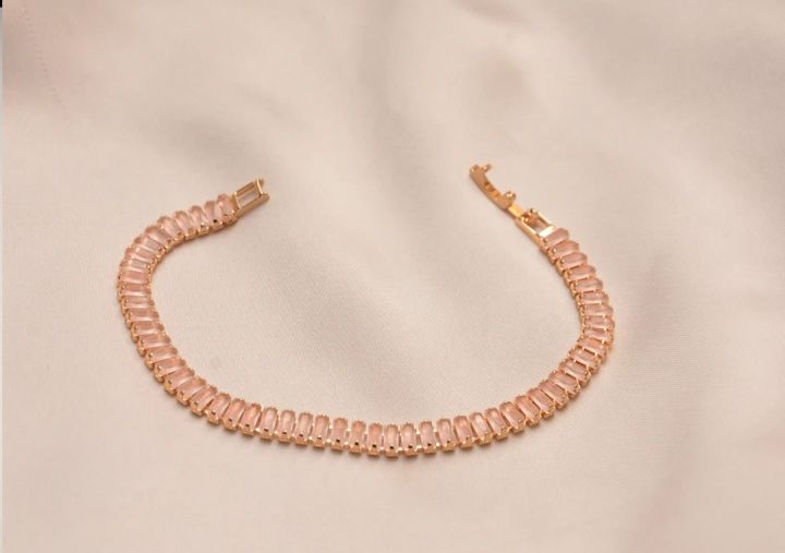 Luxury%20Baguette%20Cut%20Crystal%20Bracelet%20for%20Women%20-%20Elegant%2018K%20Gold%20Plated%20Tennis%20Bracelet%20-%20Red,%20Black%20&%20Champagne%20Colors%20-%20Image%208