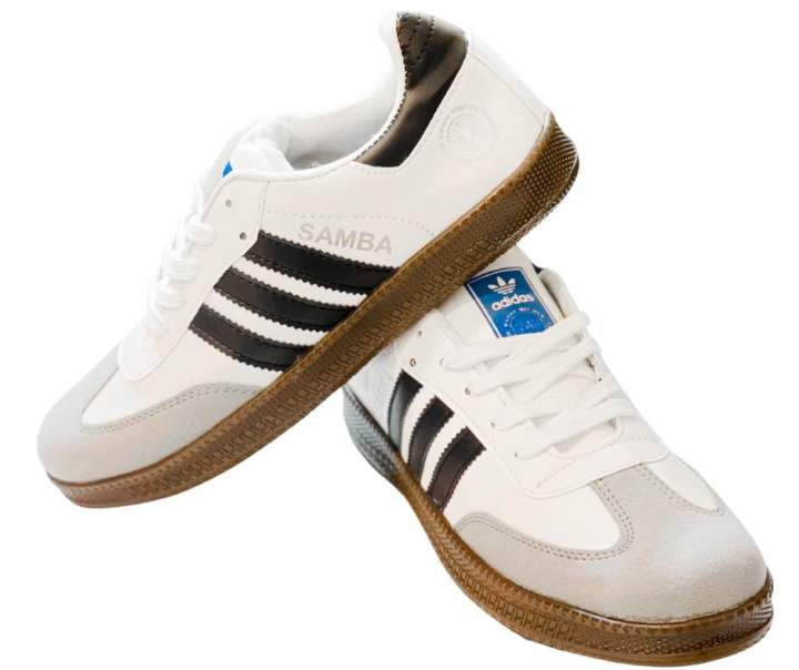 Classic%20Samba%20Sneakers%20For%20Men%20-%20Image%204