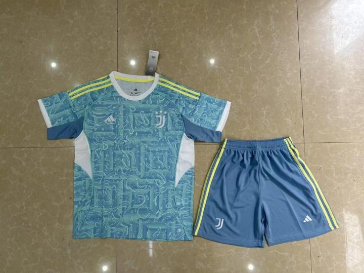 Fan%20Version%20Football%20Jersey%20Kit%20%E2%80%93%20Stylish%20&%20Comfortable%20jersey%20-%20Image%206