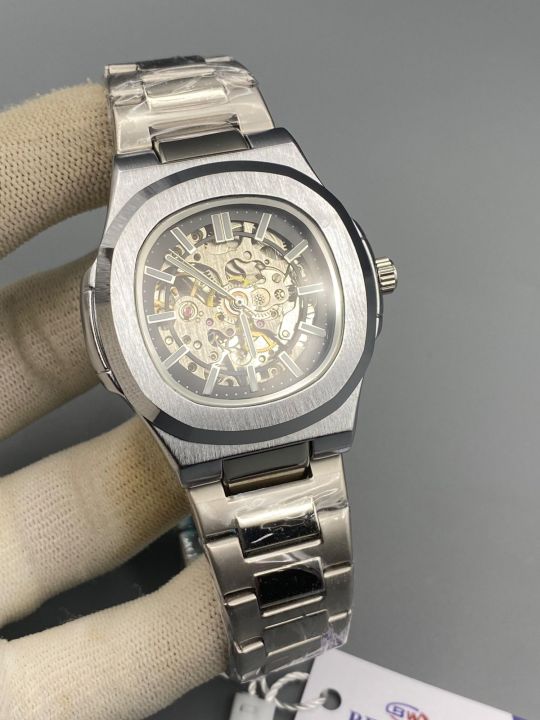 Ghani%20Watches%20Premium%20Skeleton%20Automatic%20Watch%20%E2%80%93%20Steel%20Chain%20%7C%20Master%20Lock%20%7C%20Transparent%20Back%20-%20Image%204