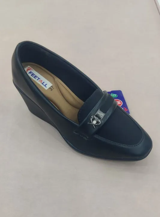 Black%20coor%20bed%20sole%20cote%20shoes%20for%20women%2078600003%20-%20Image%206