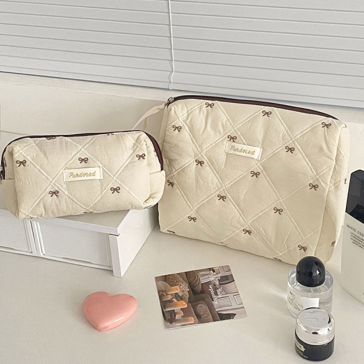 Fashion%20Brown%20Bow%20Cake%20Women%20Makeup%20Zipper%20Bag%20Large%20Capacity%20Tote%20Organizer%20Toiletry%20Cosmetic%20Pouch%20Ladies%20Make%20Up%20Handbag%20-%20Image%204