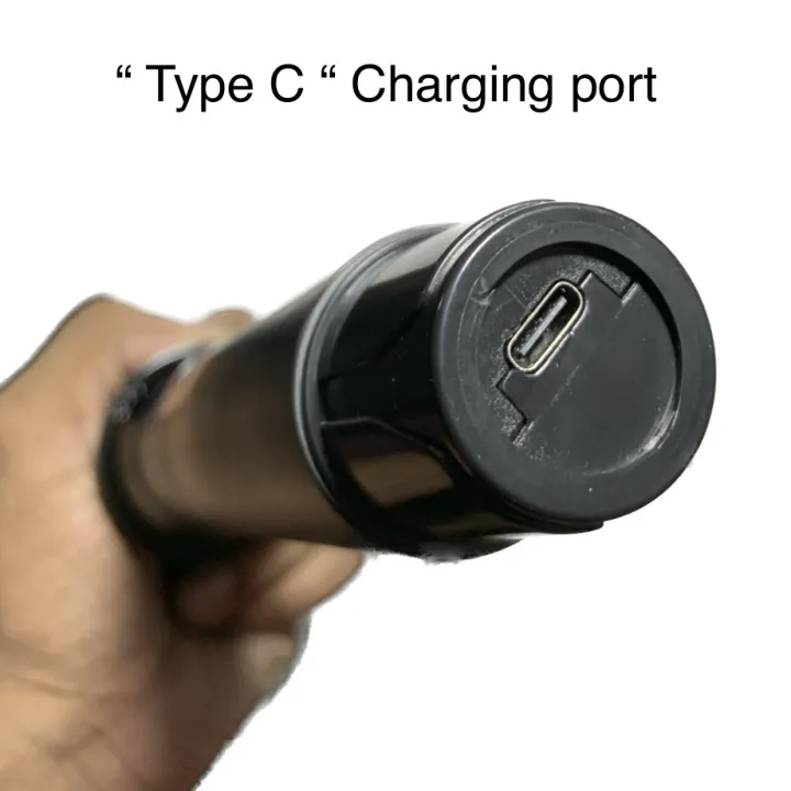 Sennheiser%20A-Grade%20Rechargeable%20Wireless%20Microphone%20with%20UHF%20Technology%20-%20Image%204