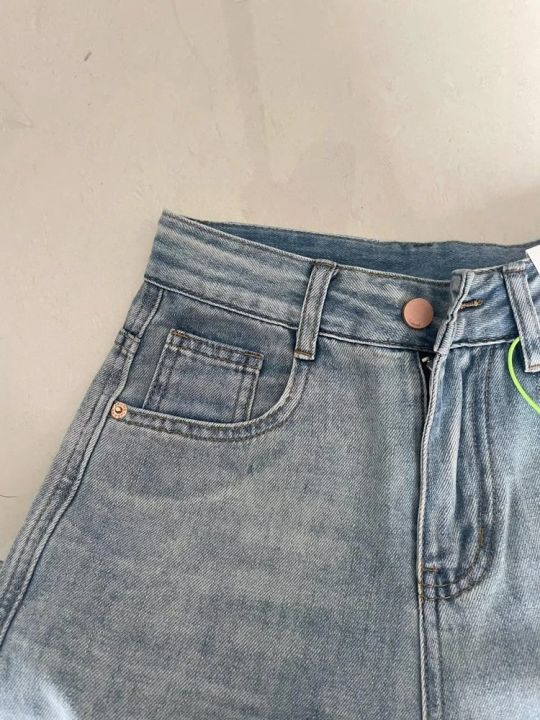 Women%20Wide%20Leg%20Baggy%20Jeans%20Lady%20Vintage%20Y2K%20Punk%20Low%20Rise%20Waist%20Loose%20Denim%20Pants%20Streetwear%20Fashion%20Trashy%20Long%20Skater%20Trousers%20-%20Image%204