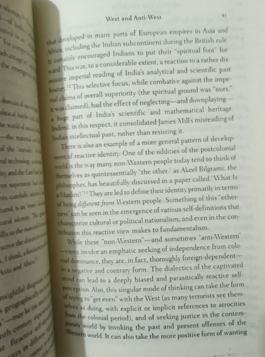 Identity%20and%20Violence:%20The%20Illusion%20of%20Destiny%20(Issues%20of%20Our%20Time)by%20Amartya%20Sen%20-Paperback%20-%20Image%206