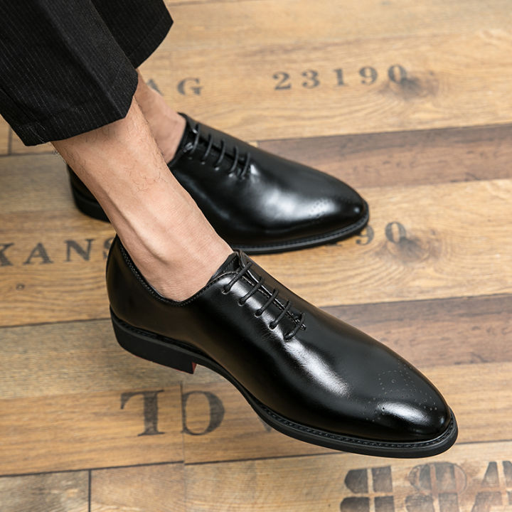 New%20Red%20Sole%20Brogue%20Shoes%20Men%20Black%20Business%20Mens%20Formal%20Shoes%20Lace-up%20Round%20Toe%20Spring/Autumn%20-%20Image%203