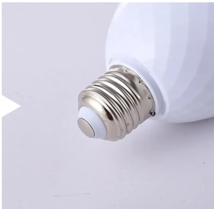Small%20Magic%20Ball%20Light%20Bulb%20Rotating%20LED%20Color%20Crystal%20Magic%20Ball%20Light%20KTV%20Bar%20Small%20Magic%20Ball%20Light%20Bulb%20-%20Image%204