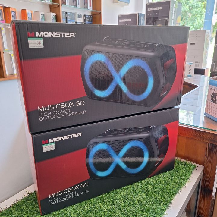 ORIGINAL%20MONSTER%20MUSICBOX%20GO%20PARTY%20SPEAKERS%20WITH%20DUAL%20WIRELESS%20MIC%20AND%20BELT%20-%20Image%206