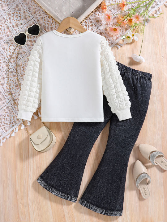 Spring%20and%20Autumn%20Girls'%20Fashion%20Set%20with%20White%20Round%20Neck%20Cartoon%20Printed%20Long%20Sleeve%20and%20Solid%20Color%20Slimming%20Pants,%20Two%20Piece%20-%20Image%203