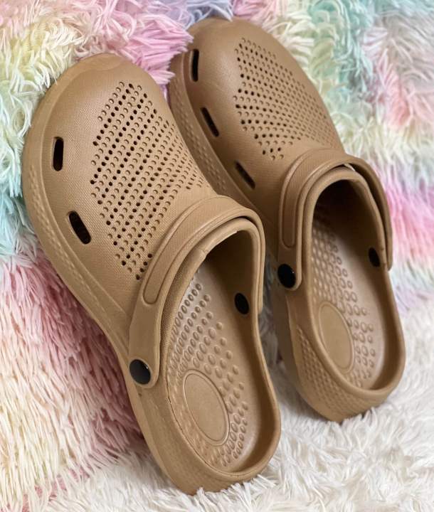 Mens%20Classical%20Trendy%20Crocs%20Eva%20Comfortable%20Lightweight%20Clogs%20Sandals%20Shoes%20-%20Image%206