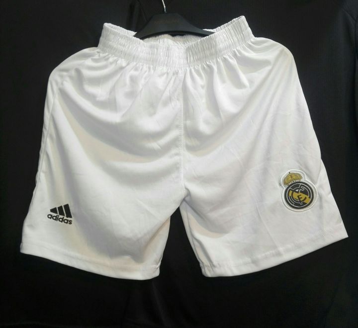 Complete%20Your%20Football%20Look%20With%20Real%20Madrid%20Short%20Pants%20White%202025/26-%20Stylish%20Addition%20To%20Your%20Football%20Attire%20-%20Image%202